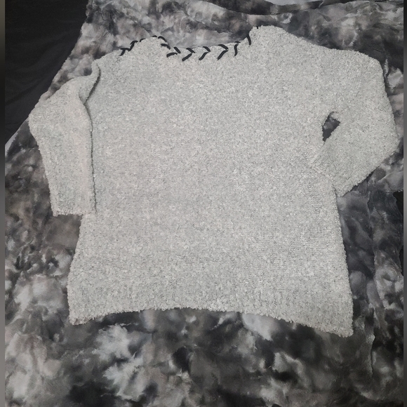 Sweater - Picture 2 of 2